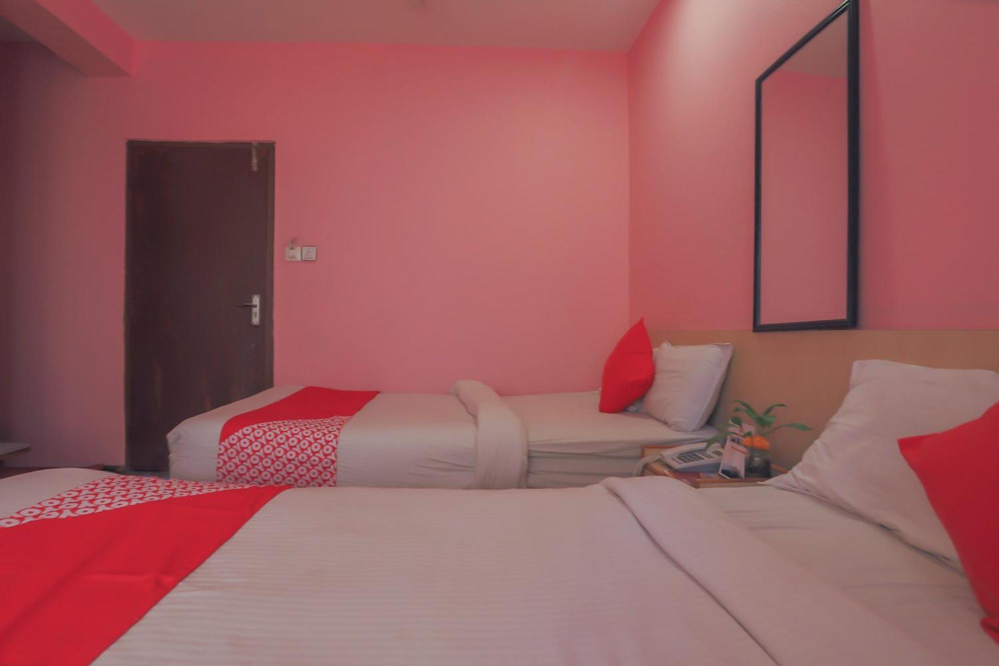 Oyo 789 Hotel Shivam Plaza Kathmandu Exterior foto